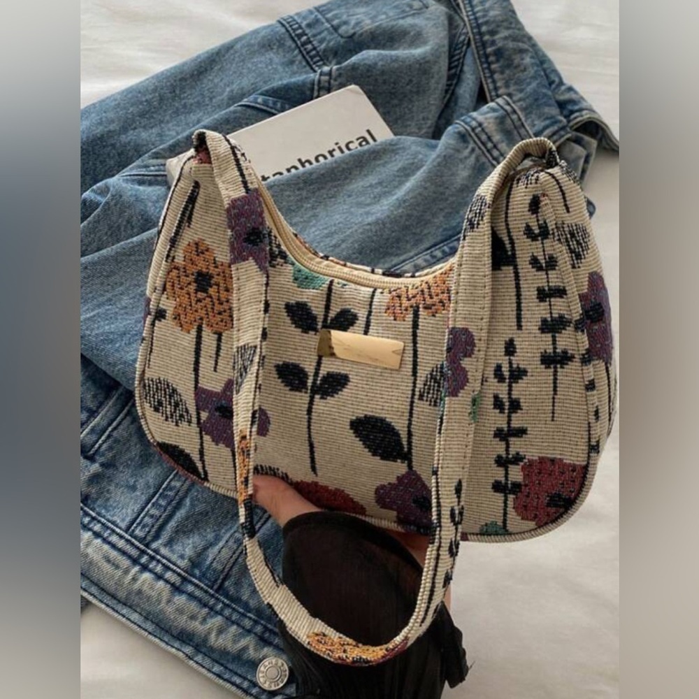 NEW Floral Patterned Shoulder Bag